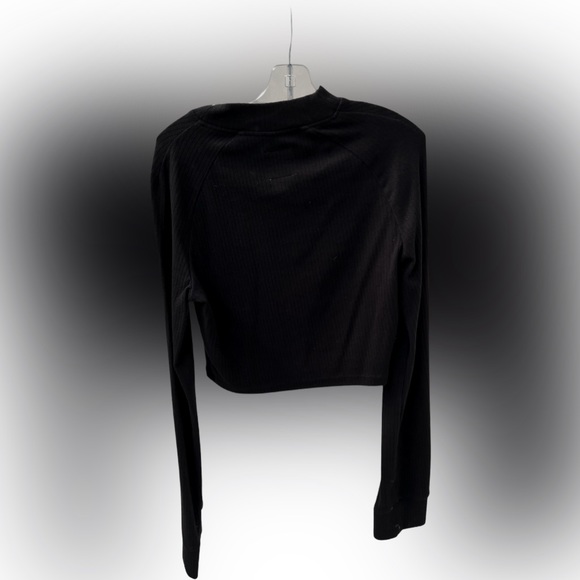 Kith cropped sweaters flare sleeve in black - Picture 2 of 2